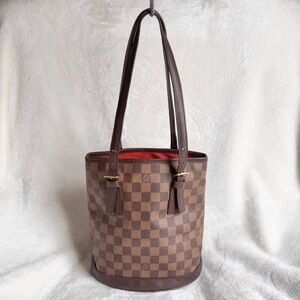 Louis Vuitton Marais Bucket Bag